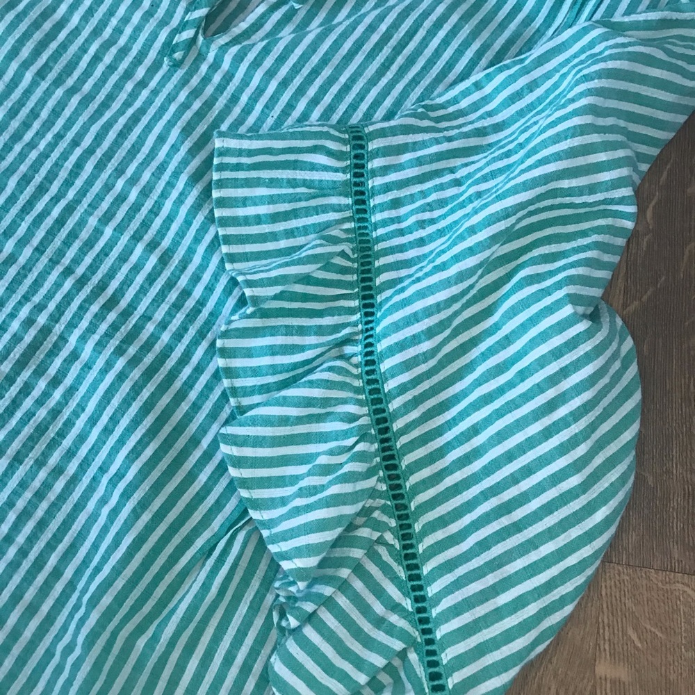 Spring/Summer blouse - Picture 2 of 3